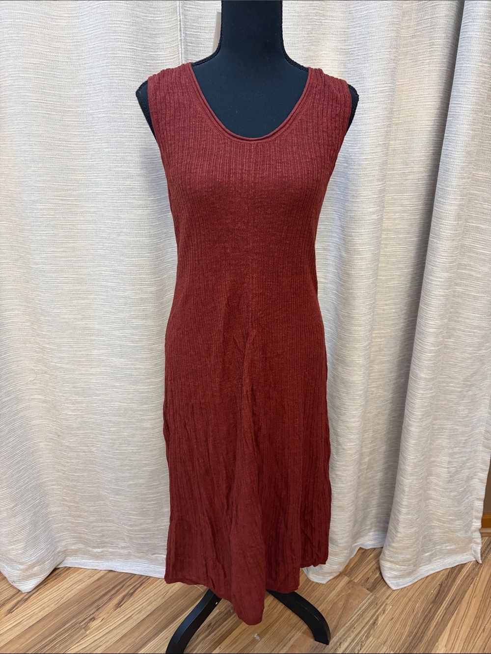 Banana Republic Sleeveless Ribbed Midi Dress in Rust